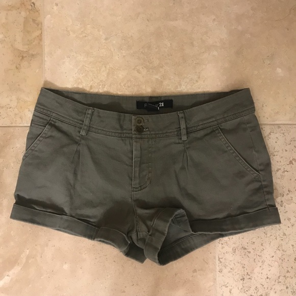 Forever 21 Army Green Shorts - Picture 1 of 3